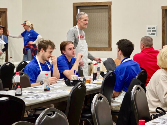 Flipping flapjacks: Kiwanis Club celebrates 70th Pancakes Days event